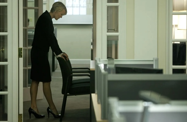 纸牌屋 版本,全面实施策略数据GM版_v8.941,专业级工具的综合介绍